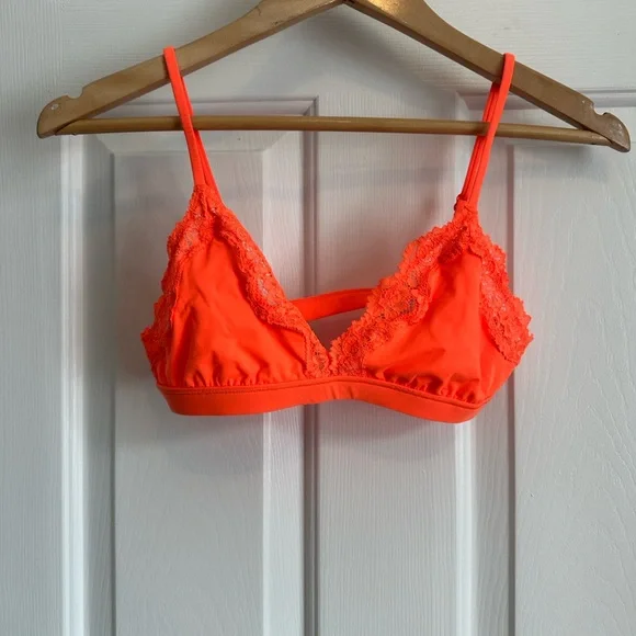 SKIMS Bold Orange Lace Bralette - Picture 2 of 5
